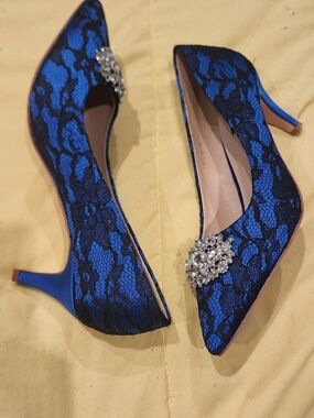 Blue Lace Pointed Toe Heels with Brooch